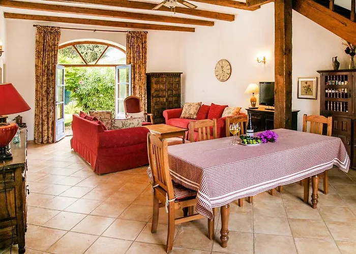 Domaine Saint Ferreol Nyaraló